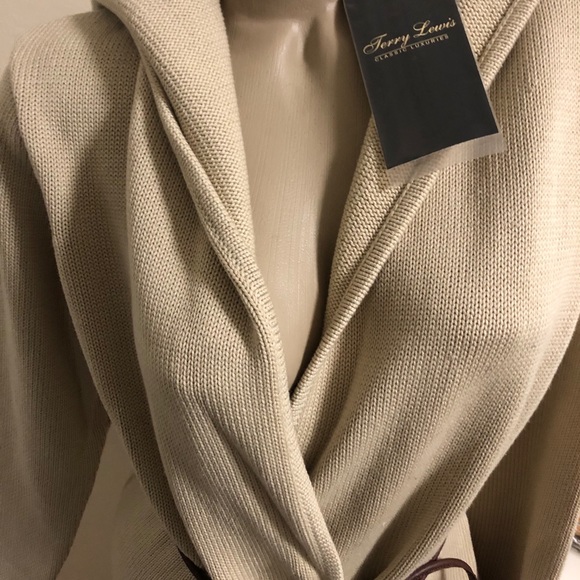 Terry Lewis classic luxuries hooded knit sweater - Picture 2 of 9